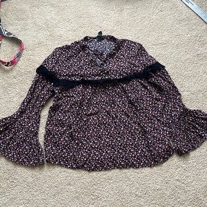 Forever 21 floral lace up blouse with bell sleeves, Size M
